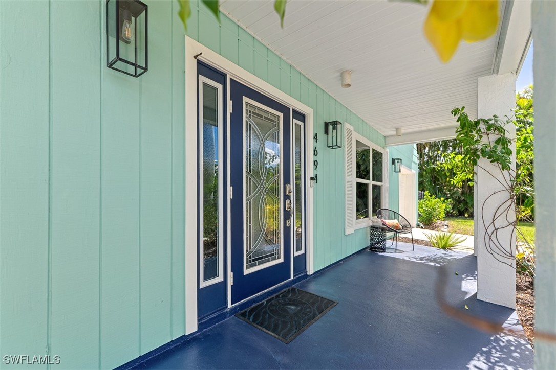 3 Bed Pool Home for Sale in Bonita Springs, photo 2