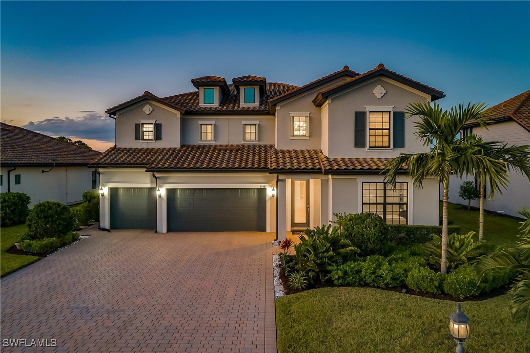 5 Bed Pool Home for Sale in Estero, photo 2
