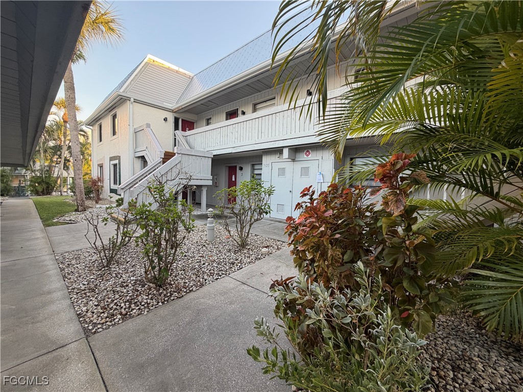 2 Bed Condominium for Sale in North Fort Myers, FL, $149,999 — photo 2
