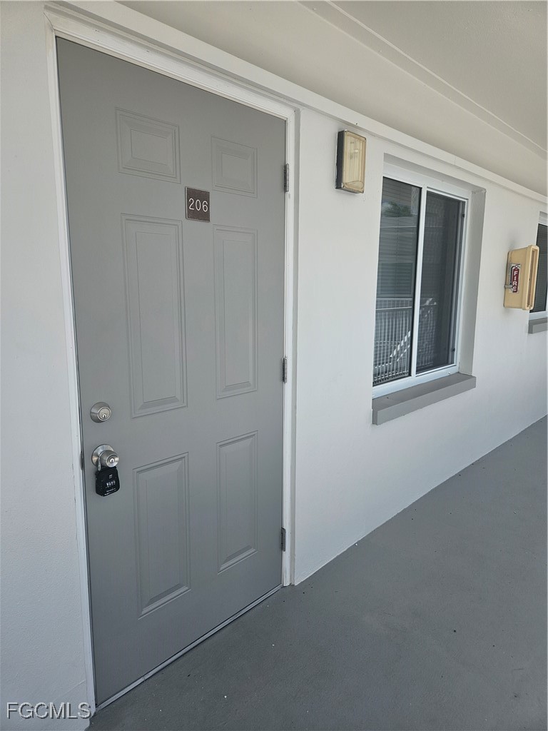 1 Bed Condominium for Sale in Ben Mar Condo, FL, $105,000 — photo 2