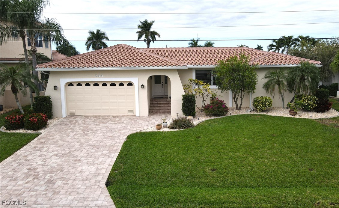 3 Bed Pool Home for Sale in Burnt Store Isles, photo 2