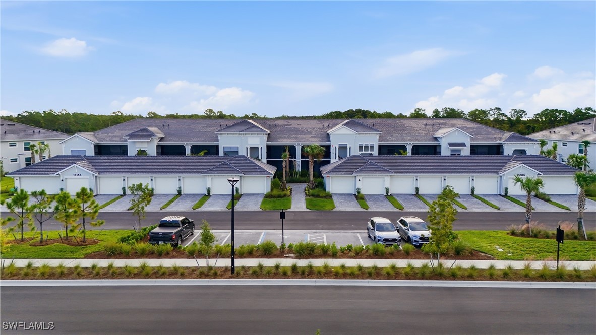 2 Bed Condominium for Sale in Webbs Reserve, FL, $287,000 — photo 2