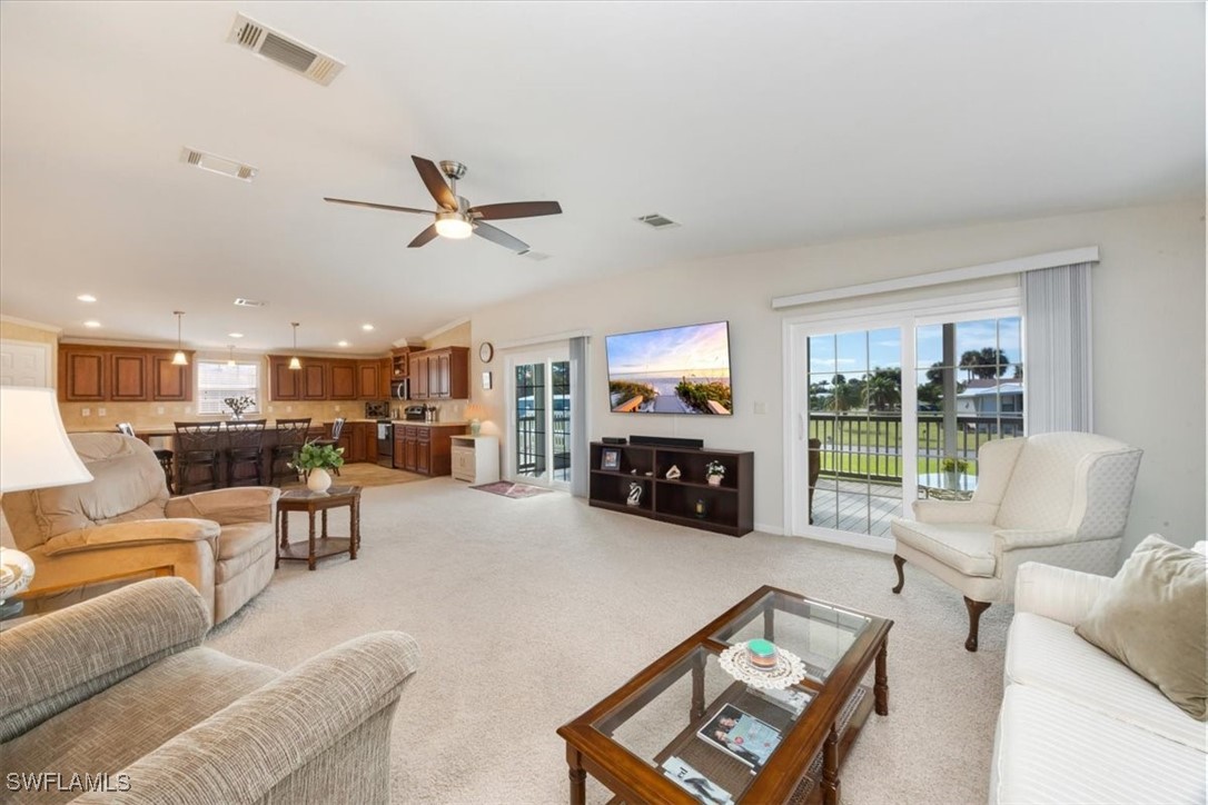 3 Bed ManufacturedHome for Sale in Bonita Springs, photo 2