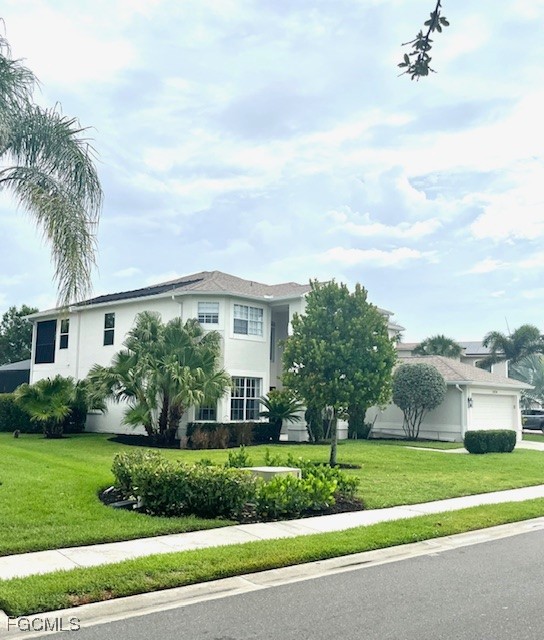 5 Bed Pool Home for Sale in Stoneybrook, photo 2