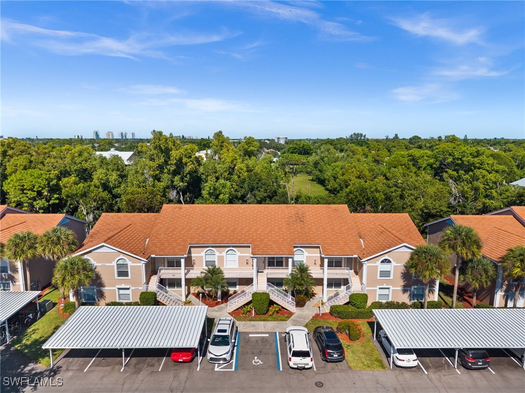 2 Bed Condominium for Sale in Bermuda Isles, FL, $295,000 — photo 2