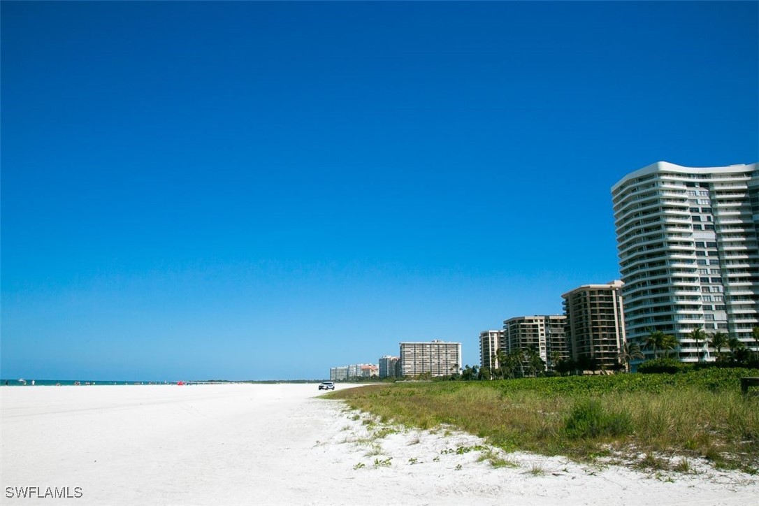 1 Bed Condominium for Sale in Marco Island, FL — photo 2