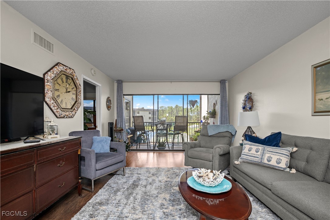 2 Bed Condominium for Sale in Sandhill Pines, photo 2