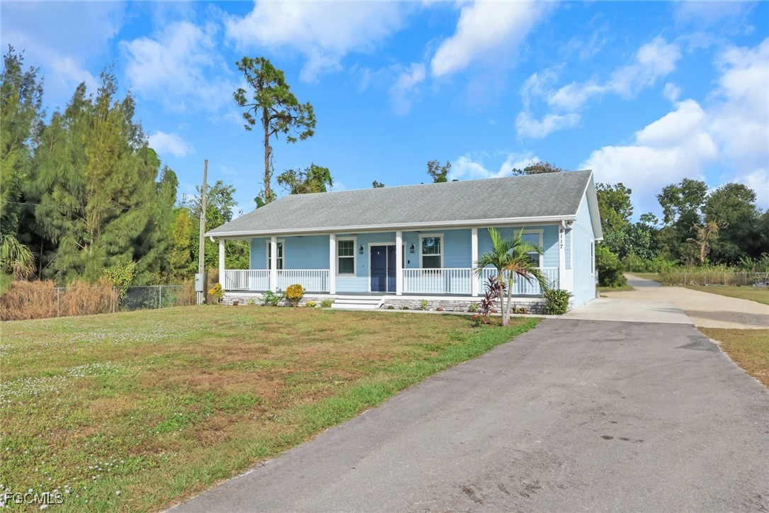 3 Bed SingleFamilyResidence for Sale in Not Applicable, FL — photo 2
