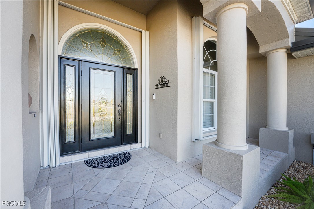3 Bed Pool Home for Sale in Punta Gorda Isles, photo 2