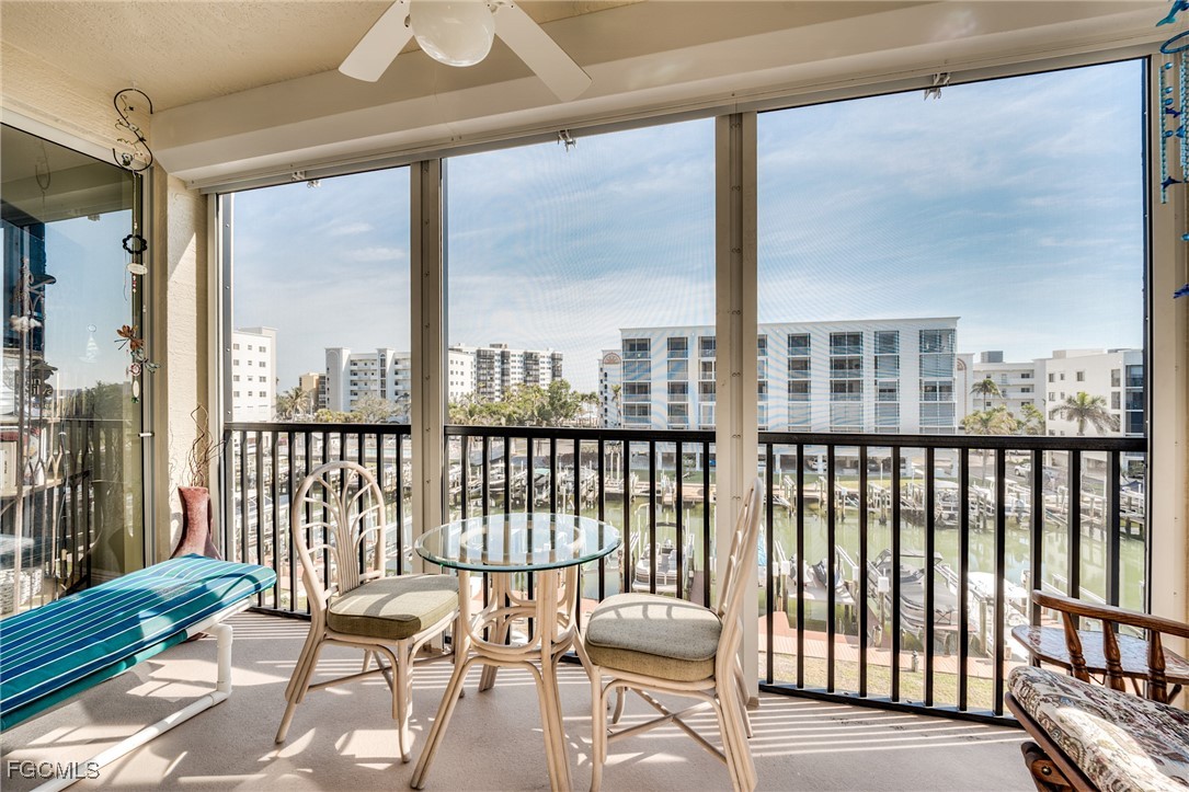 3 Bed Waterfront Home for Sale in Hibiscus Pointe, FL — photo 2