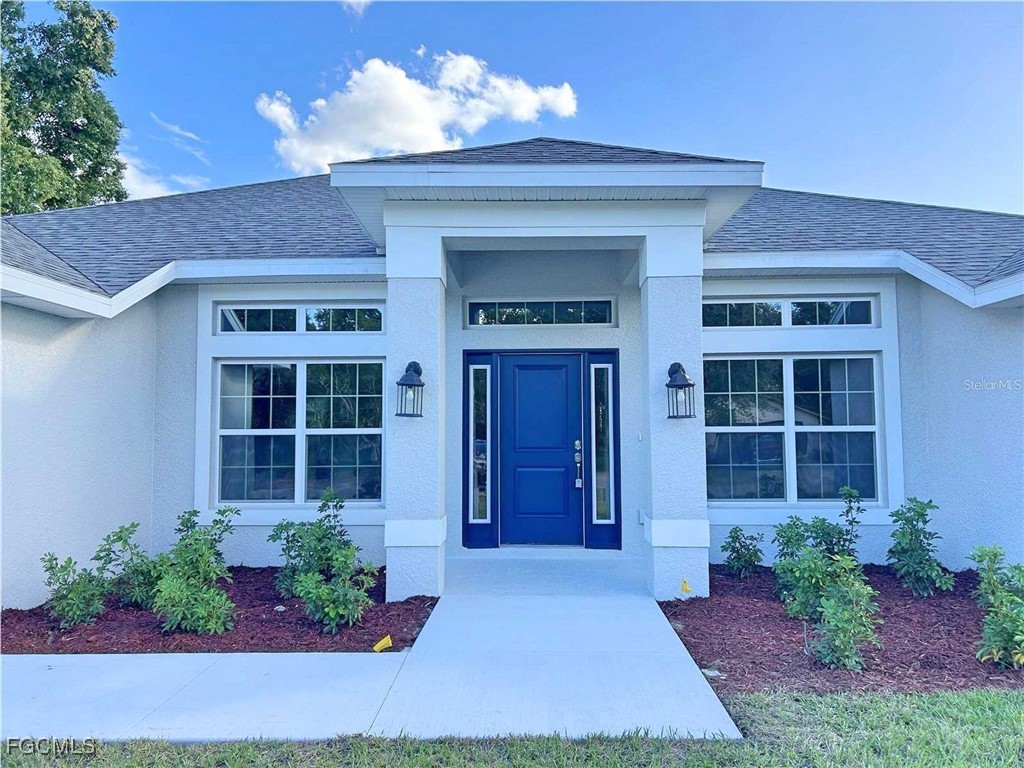 4 Bed SingleFamilyResidence for Sale in Deep Creek, FL — photo 2
