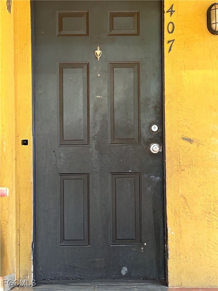 2 Bed Condominium for Sale in Village Creek, photo 2