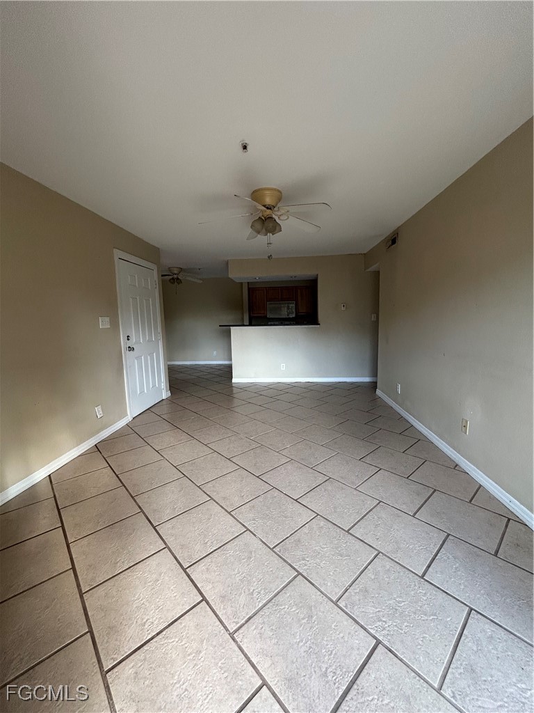 2 Bed Waterfront Home for Sale in Village Creek, photo 2
