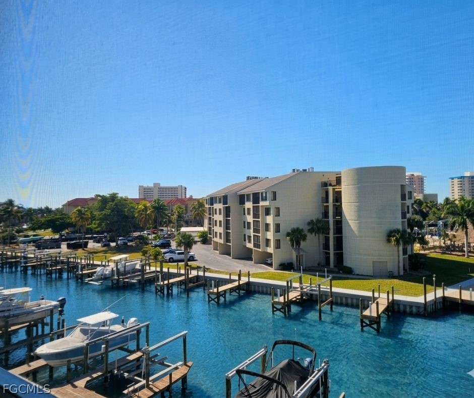 2 Bed Waterfront Home for Sale in Fort Myers Beach, FL — photo 2