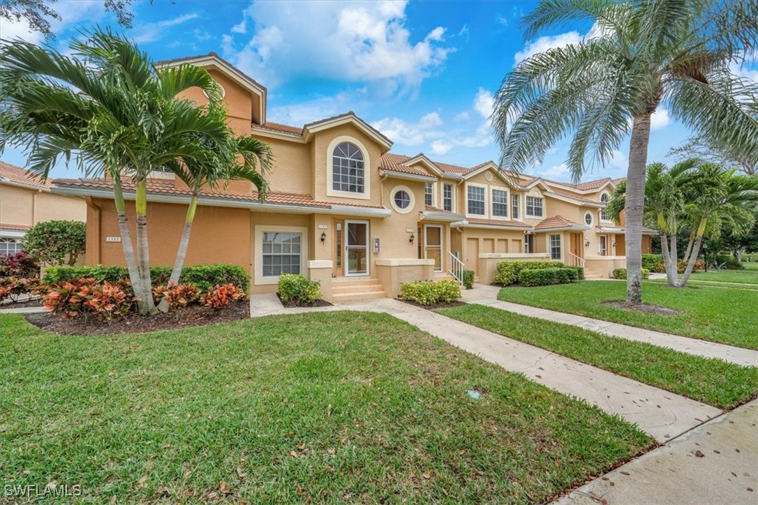 3 Bed Waterfront Home for Sale in Amberley Court, photo 2