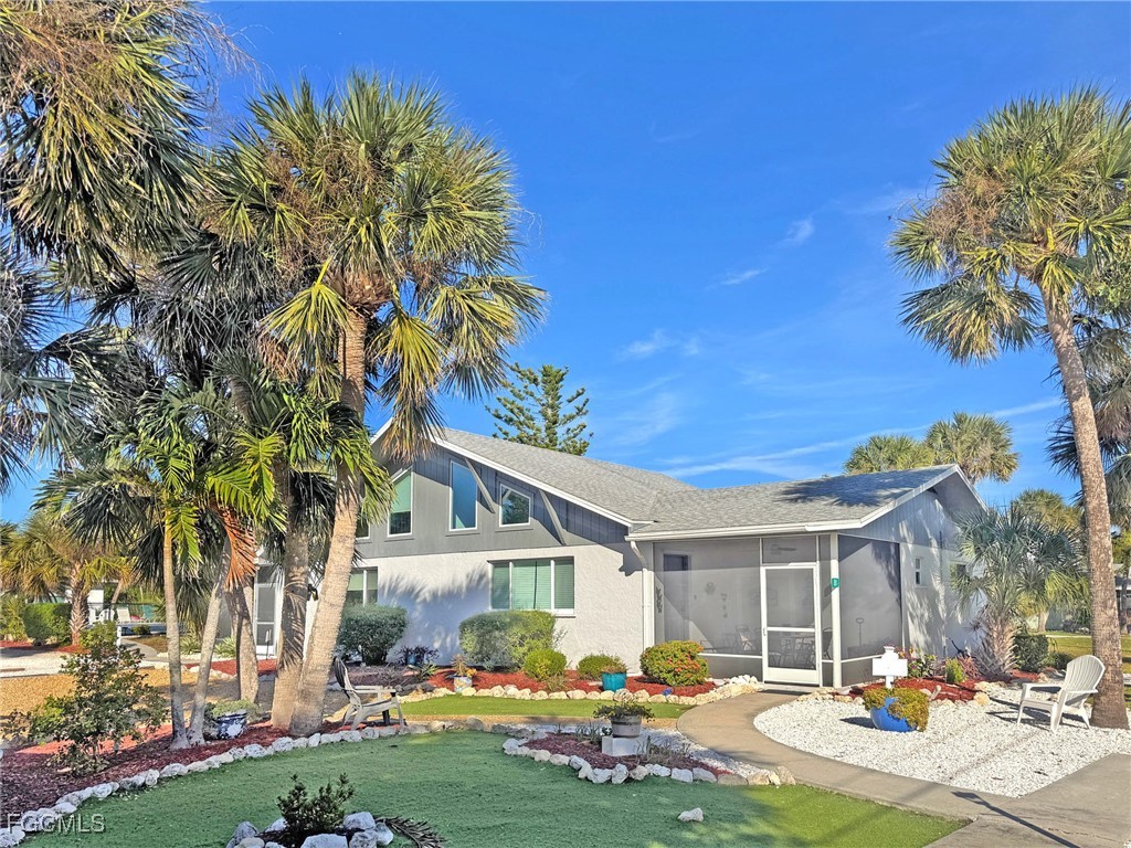 1 Bed Duplex for Sale in Sanibel Shores, photo 2