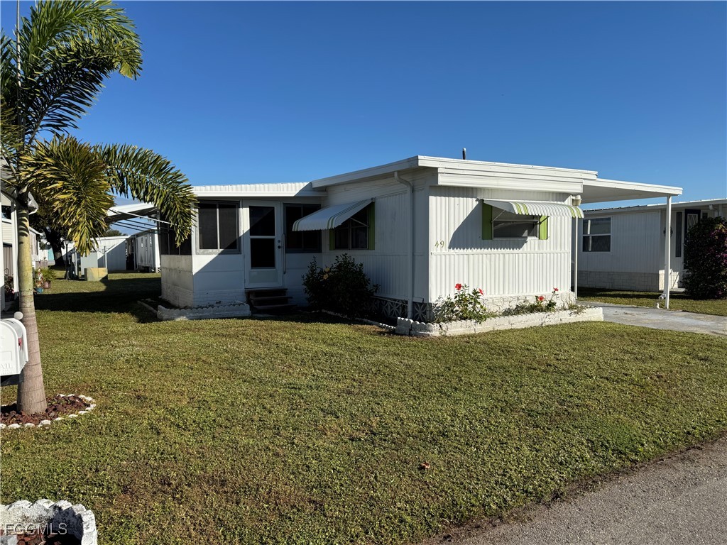 2 Bed ManufacturedHome for Sale in Fort Myers, FL, $79,500 — photo 2