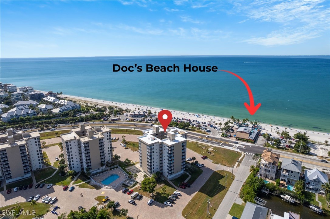1 Bed Waterfront Home for Sale in Bonita Beach, photo 2