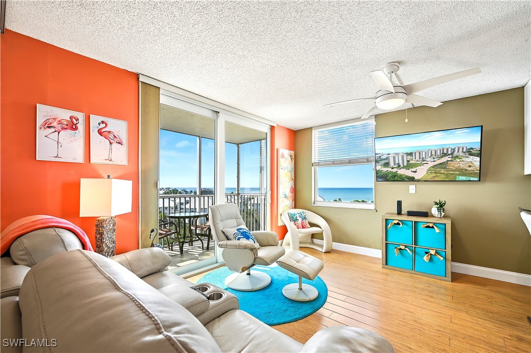 1 Bed Waterfront Home for Sale in Beach And Tennis Club, photo 2