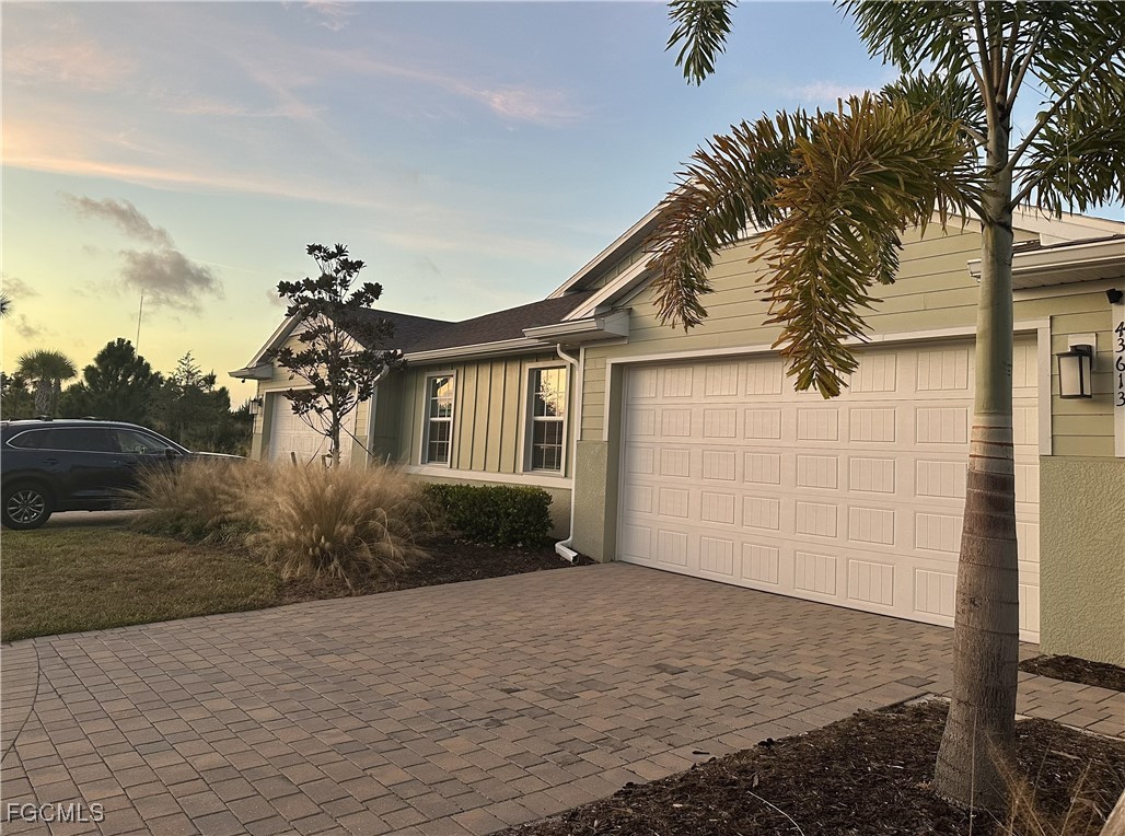 2 Bed Waterfront Home for Sale in Punta Gorda, FL — photo 2