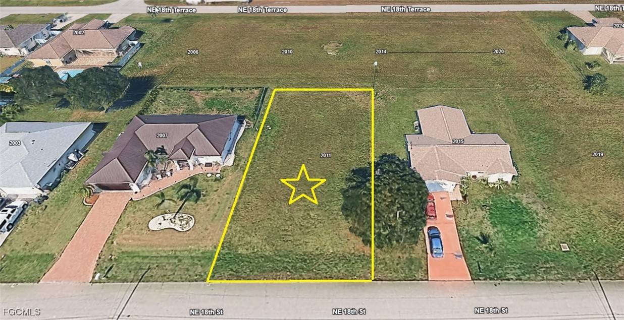 Residential for Sale in Cape Coral, photo 2