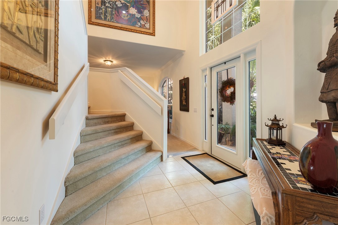 4 Bed SingleFamilyResidence for Sale in Waterford, FL — photo 2