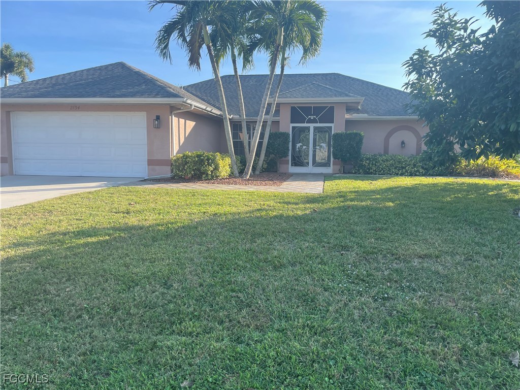 3 Bed Pool Home for Sale in Cape Coral, photo 2