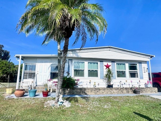 2 Bed ManufacturedHome for Sale in Old Bridge Village, FL — photo 2