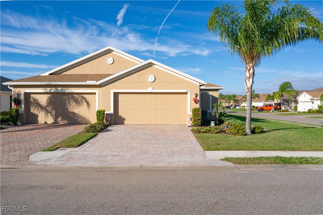 2 Bed Attached for Sale in Magnolia Landing, FL, $279,900 — photo 2