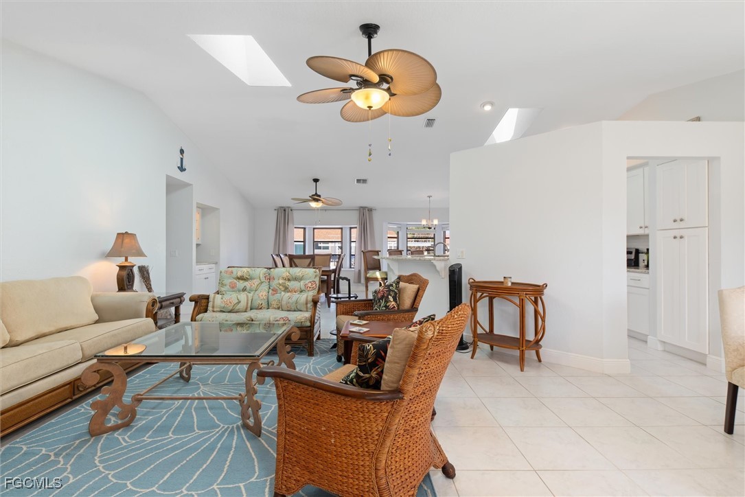 3 Bed Waterfront Home for Sale in Punta Gorda, photo 2