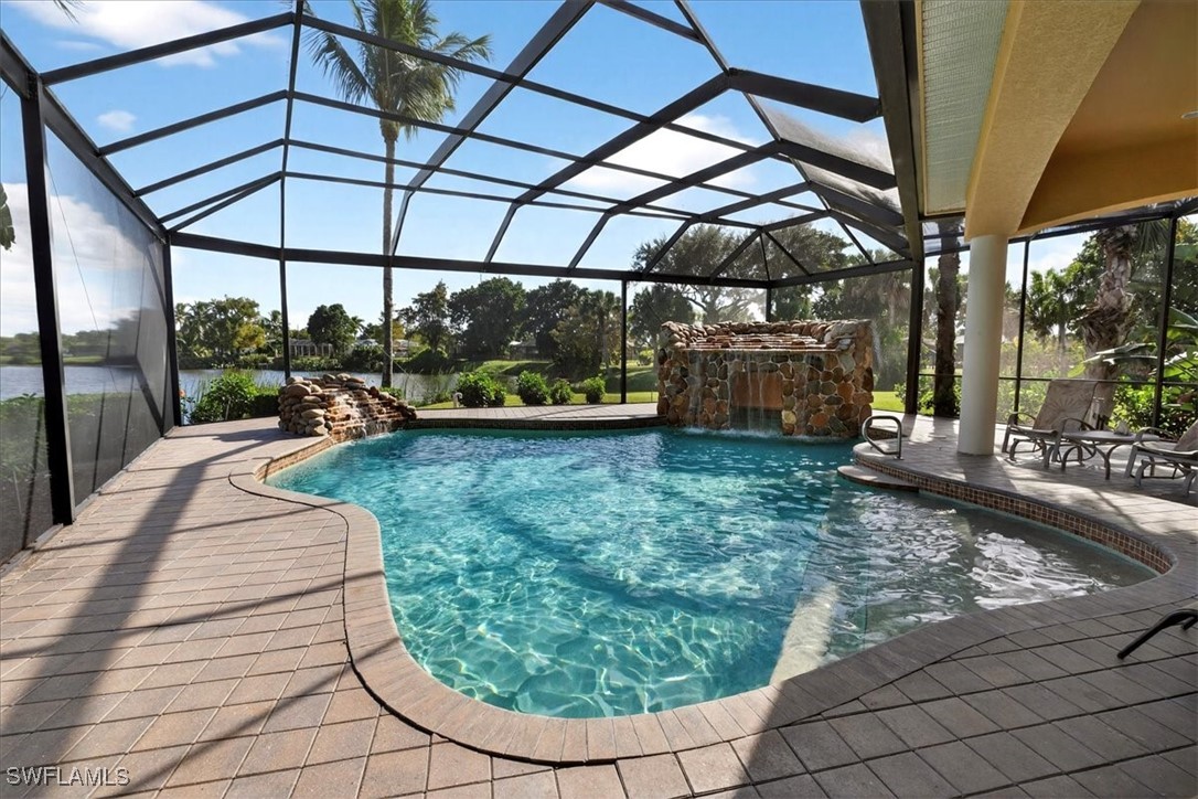 3 Bed Pool Home for Sale in Naples, photo 2