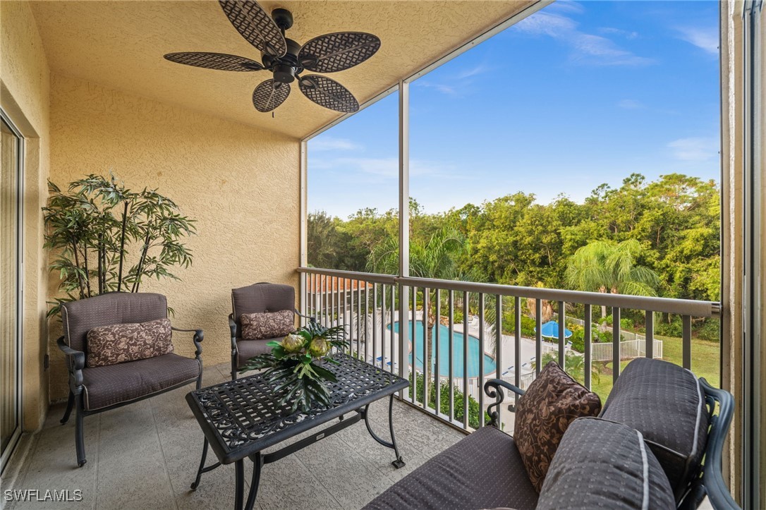 2 Bed Condominium for Sale in Naples, photo 2