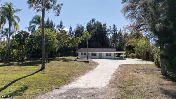 3 Bed SingleFamilyResidence for Sale in Alva, photo 2