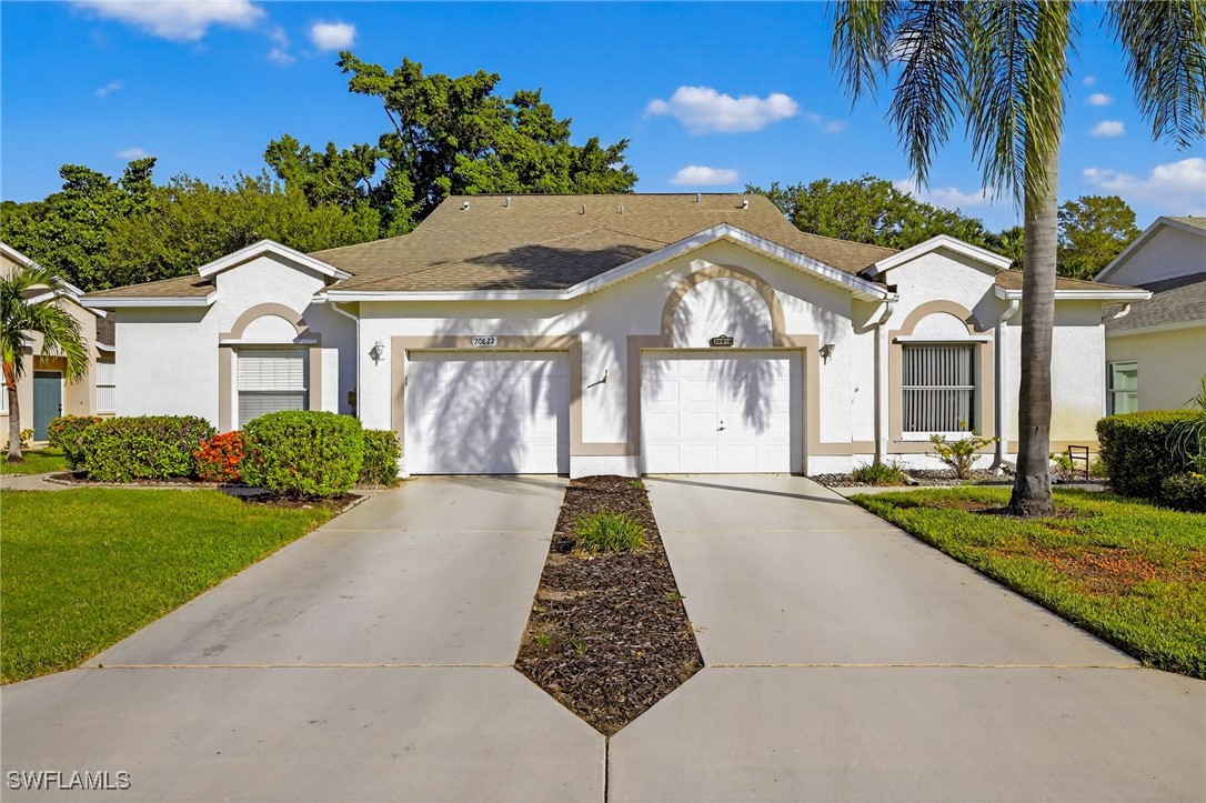 3 Bed Attached for Sale in Estero, photo 2