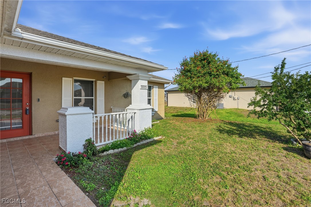 3 Bed SingleFamilyResidence for Sale in Lehigh Acres, FL — photo 2