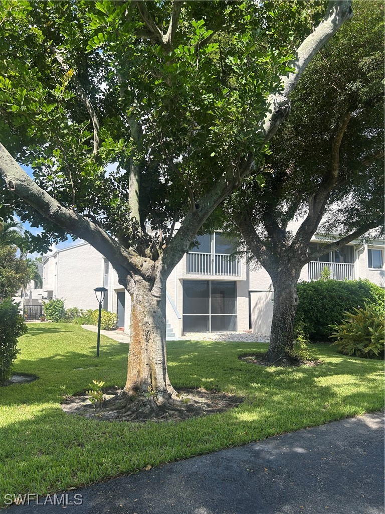1 Bed Waterfront Home for Sale in Naples, FL — photo 2