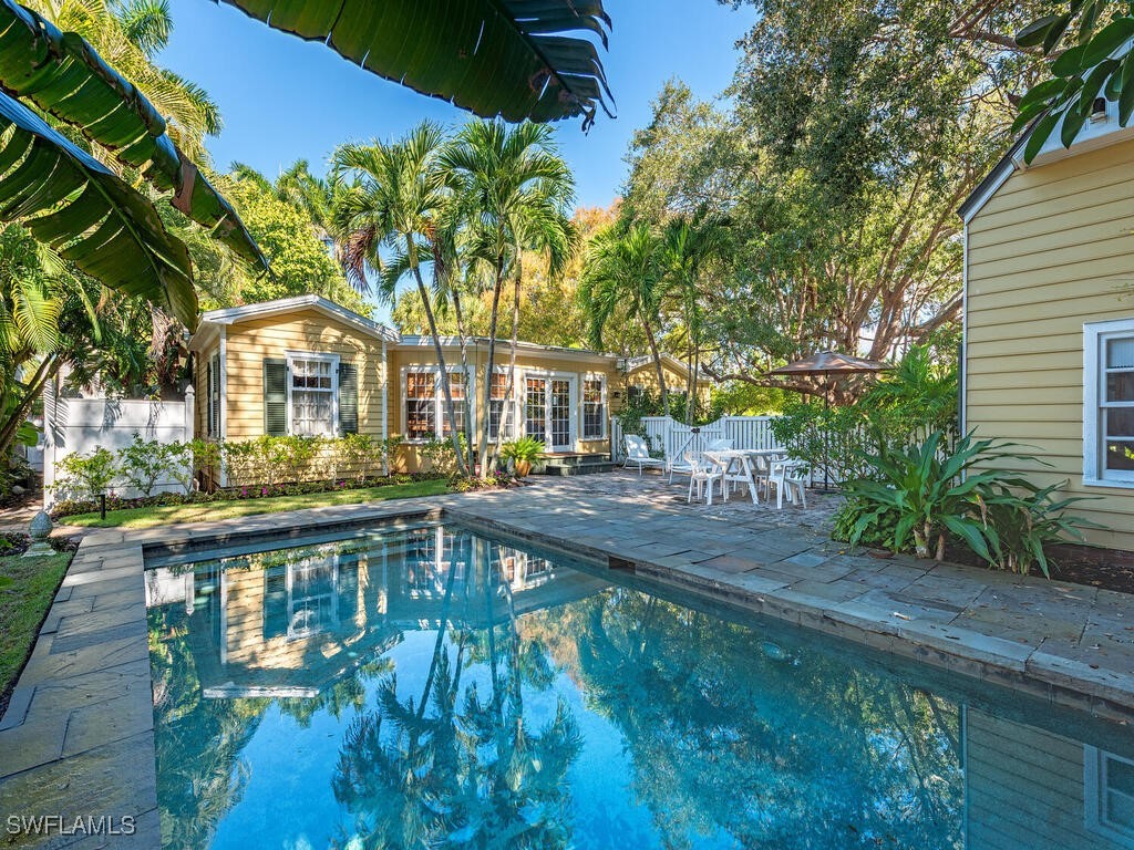 4 Bed Pool Home for Sale in Olde Naples, FL, $6,295,000 — photo 2