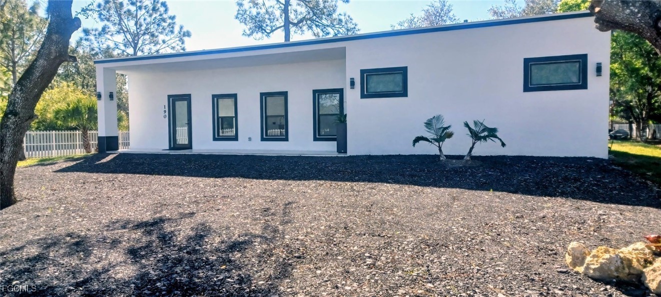 2 Bed SingleFamilyResidence for Sale in Clewiston, photo 2