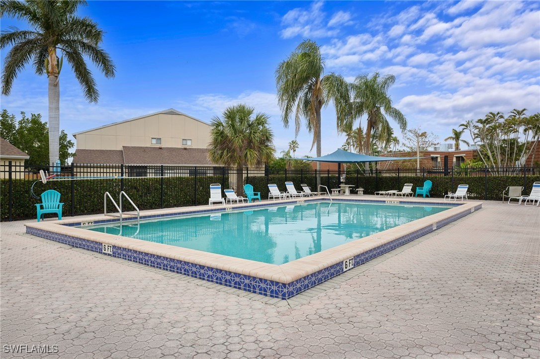 2 Bed Townhouse for Sale in Fort Myers, FL, $173,895 — photo 2