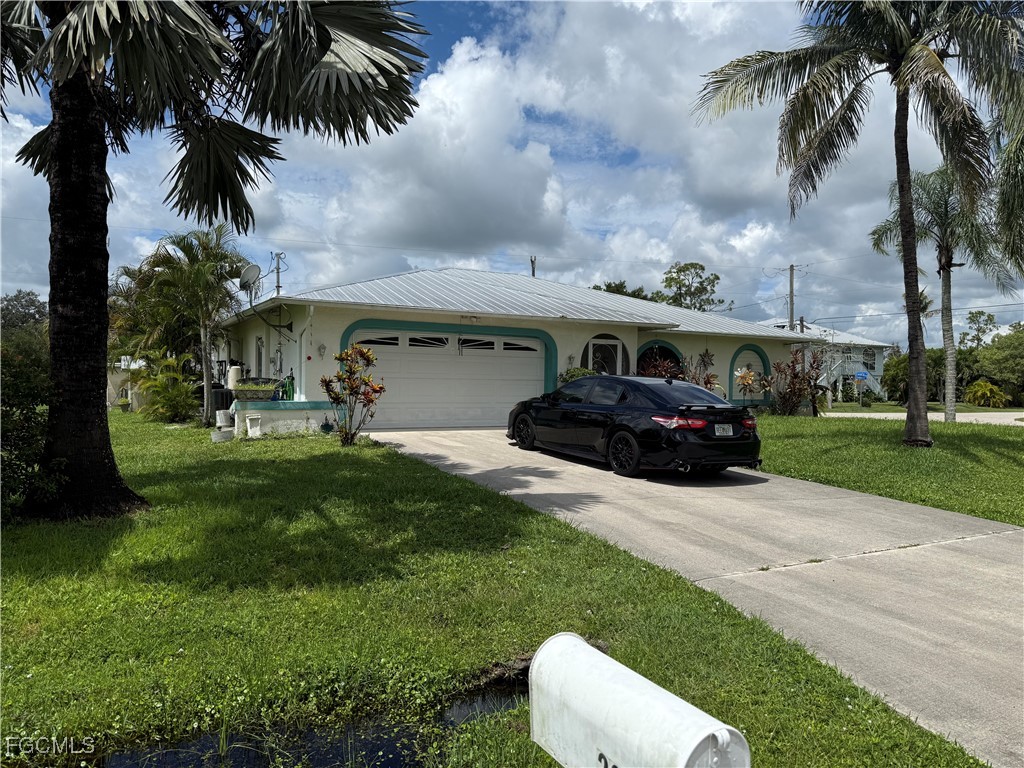 3 Bed Pool Home for Sale in Alva, FL, $325,000 — photo 2
