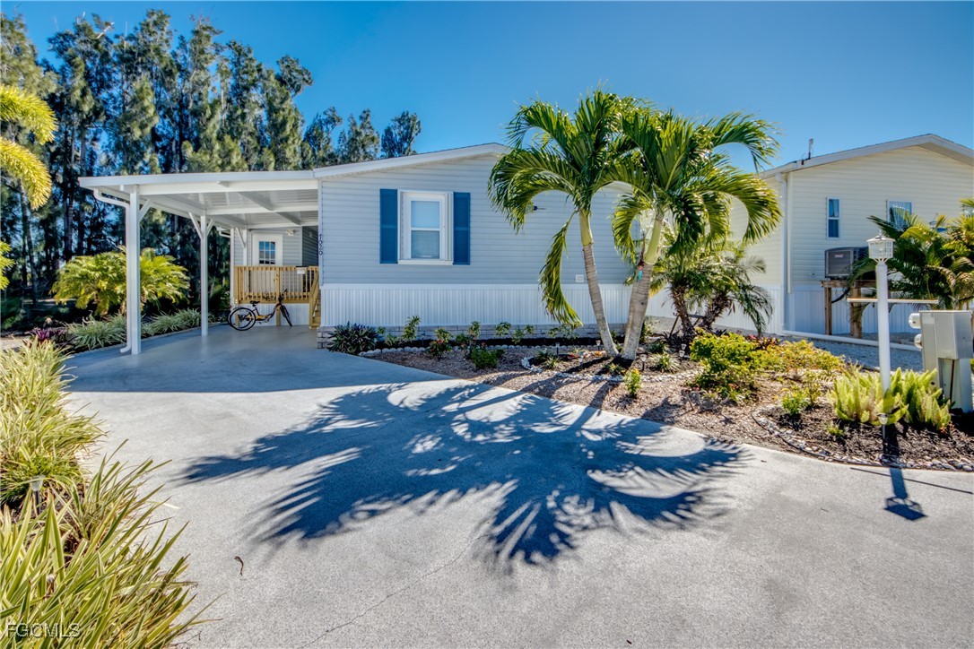 2 Bed Waterfront Home for Sale in Pine Island Cove, FL — photo 2