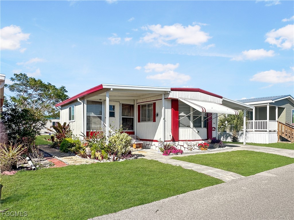 2 Bed ManufacturedHome for Sale in Fort Myers, FL, $89,900 — photo 2