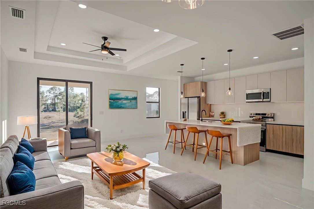 3 Bed SingleFamilyResidence for Sale in Lehigh Acres, FL — photo 2