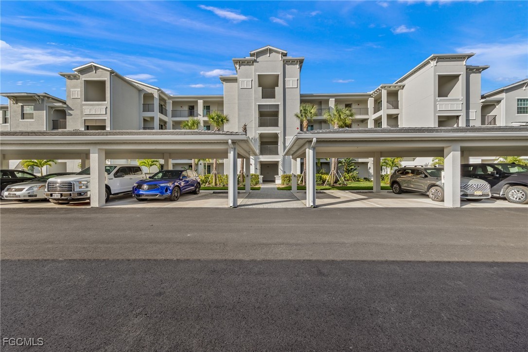 2 Bed Condominium for Sale in Punta Gorda, FL — photo 2