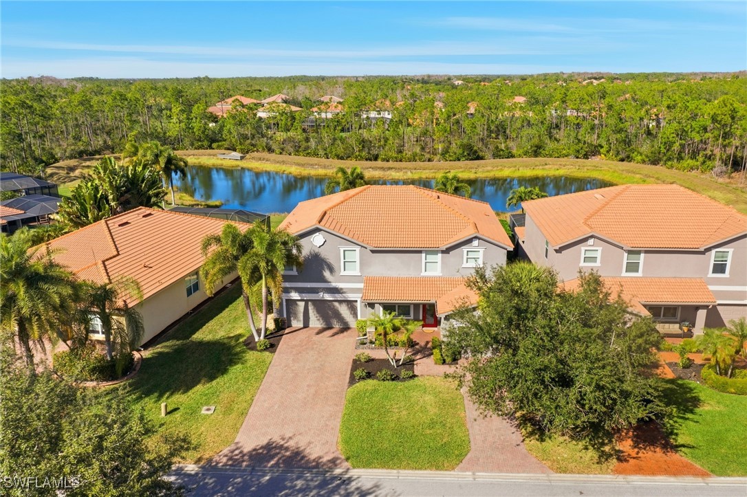 5 Bed Pool Home for Sale in Bella Terra, photo 2