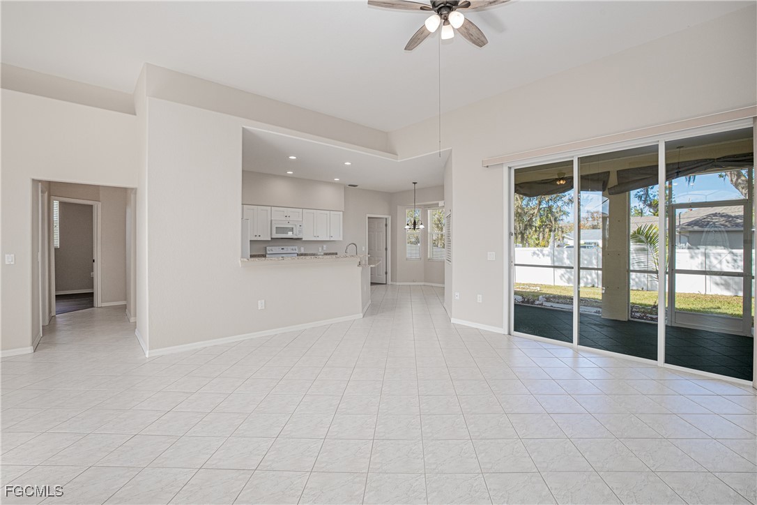 3 Bed SingleFamilyResidence for Sale in Port Charlotte, FL — photo 2