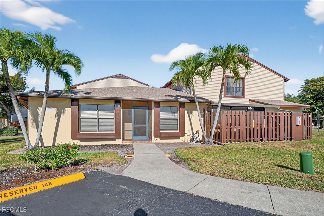 2 Bed Attached for Sale in Cape Coral, FL, $189,000 — photo 2