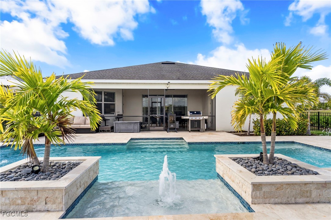4 Bed Pool Home for Sale in Trails Edge, FL, $585,000 — photo 2