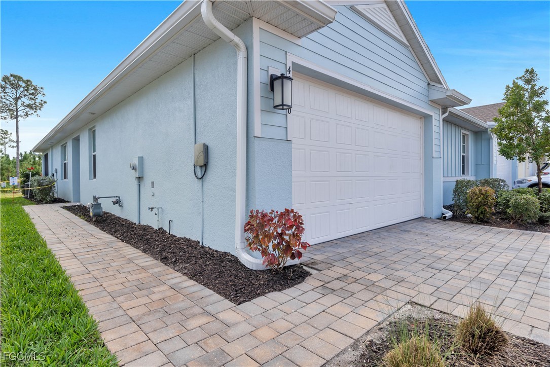 2 Bed Attached for Sale in Punta Gorda, FL — photo 2