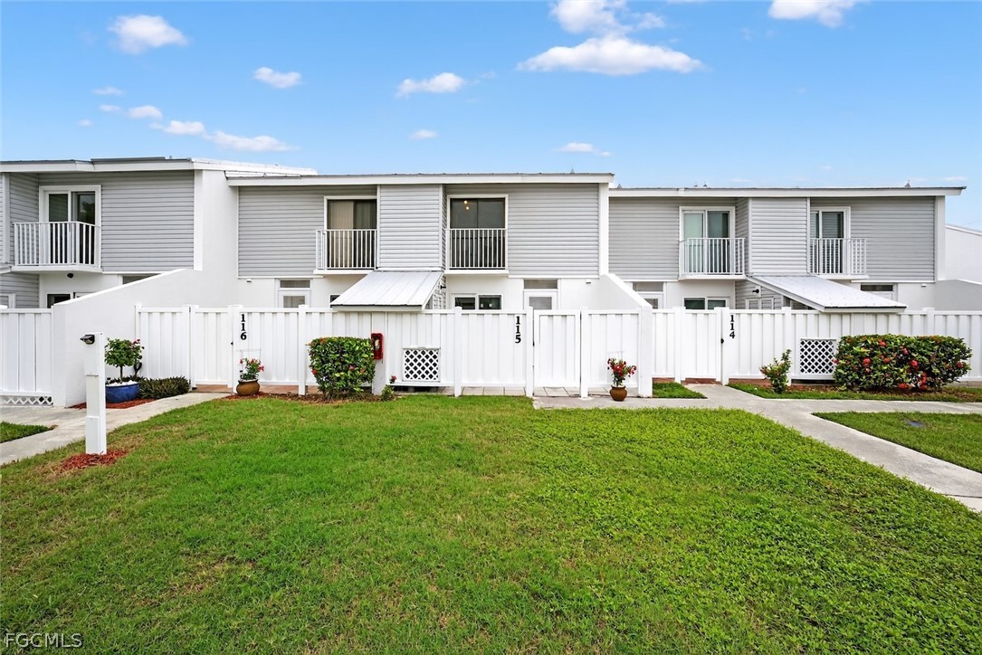 2 Bed Waterfront Home for Sale in Boardwalk Caper, photo 2